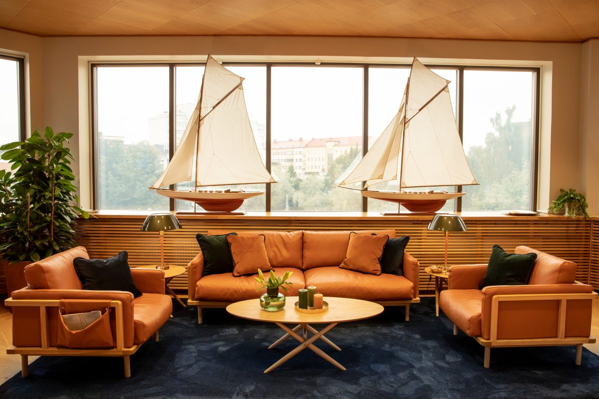 Työ- ja kokoustilan uudistus